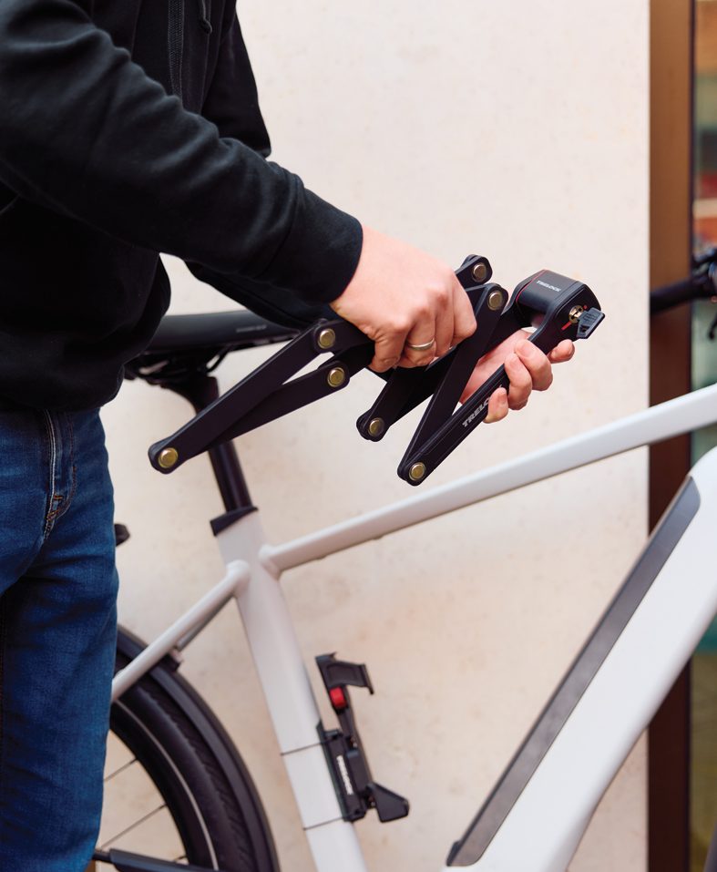 Mehr Länge. Mit 8 statt 6 gehärteten Stahlelementen. chließlängen von 110 cm und 130 cm.